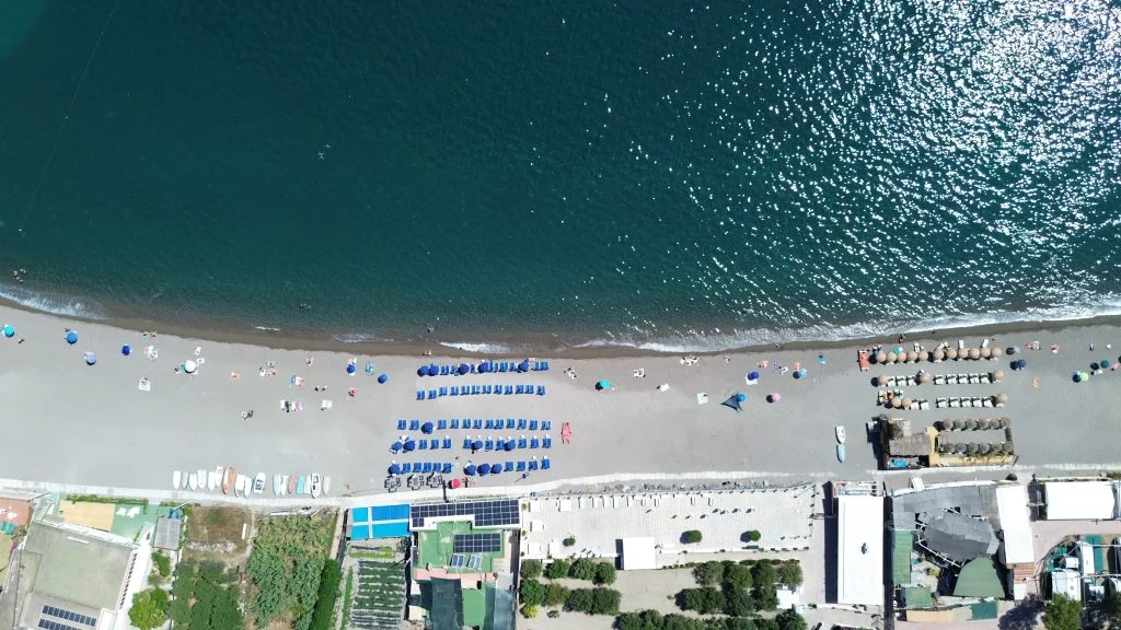 La Spiaggia dei Maronti ripresa dal drone